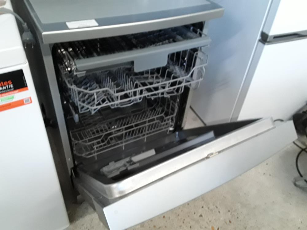 LAVE VAISSELLE DAEWOO INOX