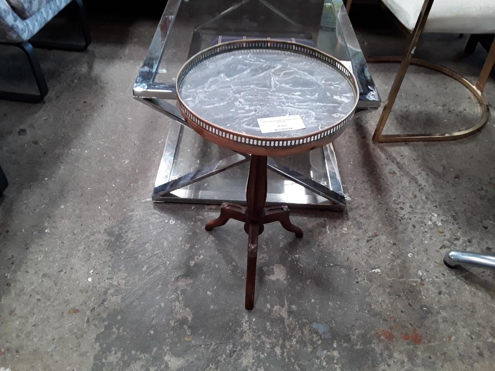 GUERIDON TRIPODE  MARBRE GRIS A GALERIE