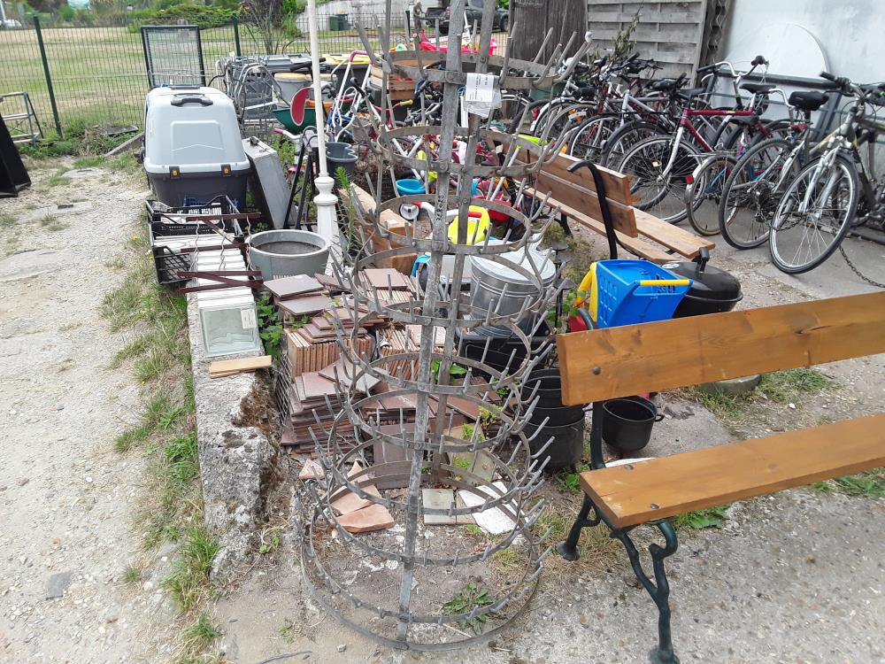 HERISSON  A BOUTEILLES GALVAS 9 NIVEAUX