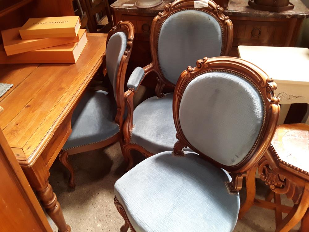 FAUTEUIL REG ACAJOU TRACES DOSSIER + 2 CHAISES TISSU BLEU