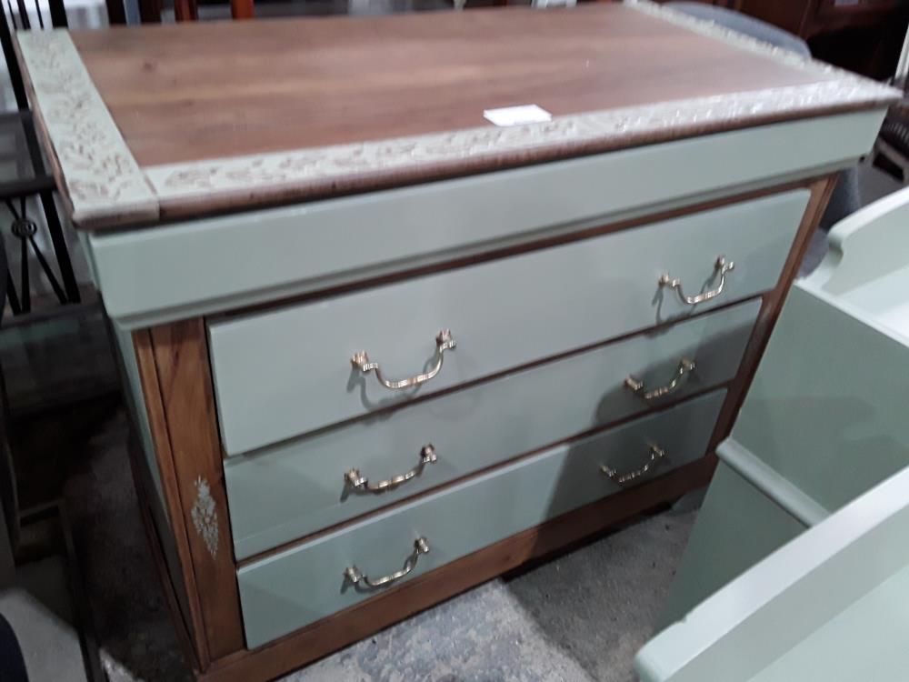 COMMODE 4 TIROIRS BOIS NATUREL ET PEINTE VERT D EAU COTES FENDU
