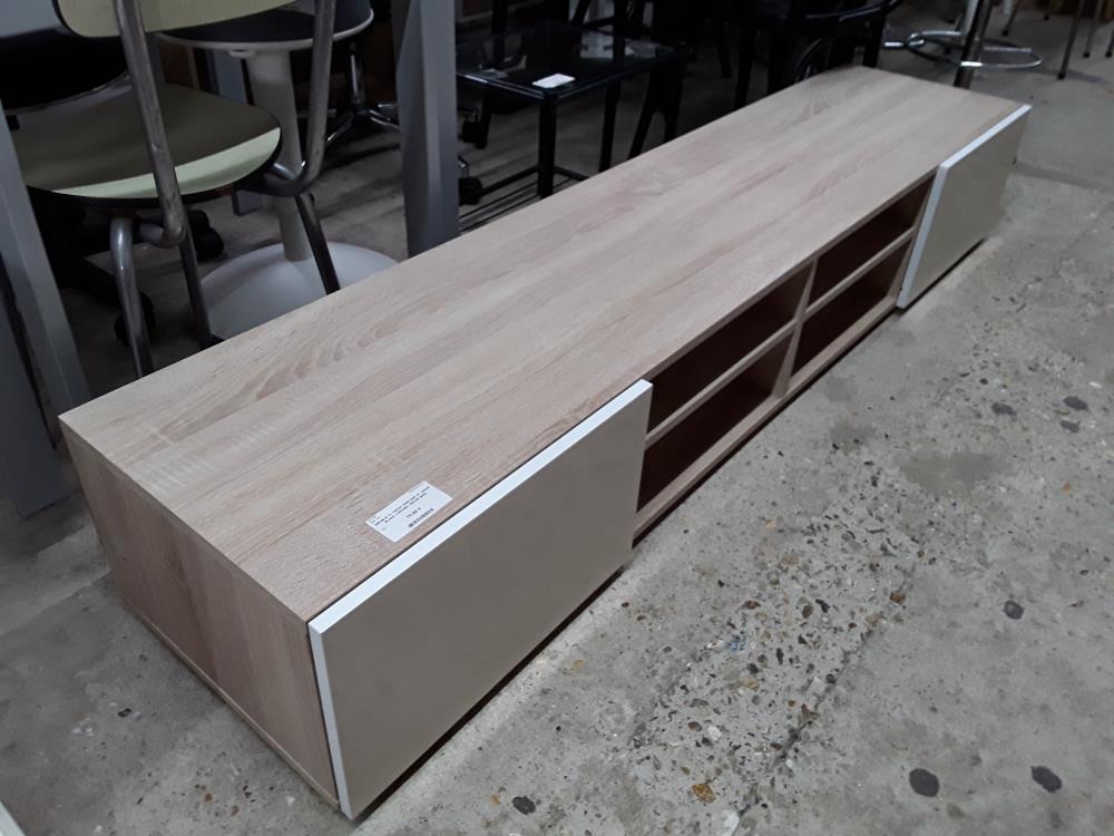 MEUBLE TV 185CM TRES BAS 2T LAQUE BLANC 4 NICHES  DECOR BOIS
