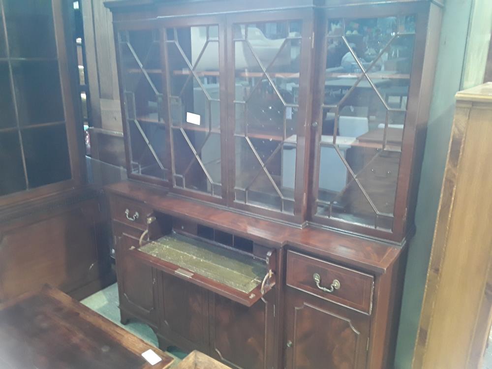VITRINE SECRETAIRE  2 CORPS ANGLAISE AVEC DEFAUT CORNICHE