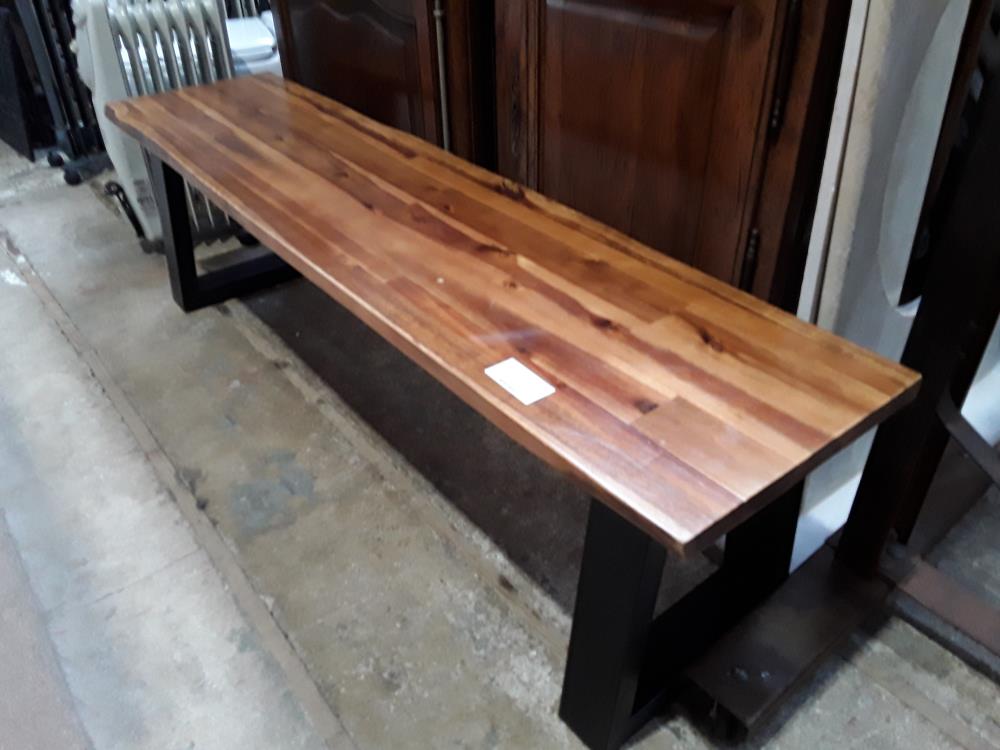 BANC BOIS 160CM PIED FER NOIR