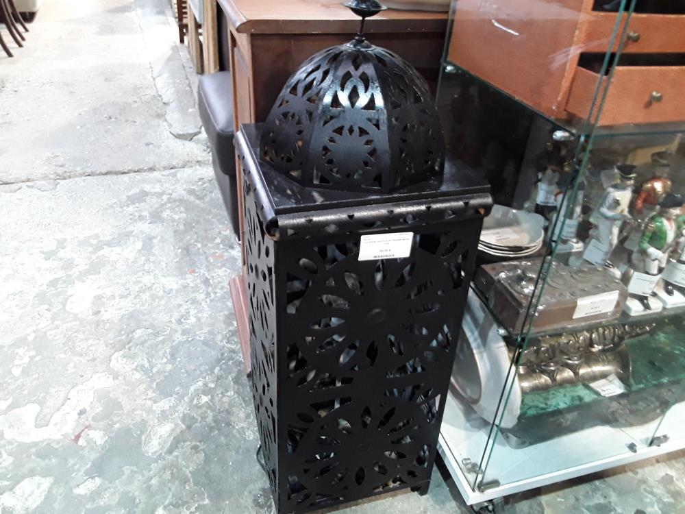 LANTERNE 102CM ELECTRIGIEE METAL NOIR