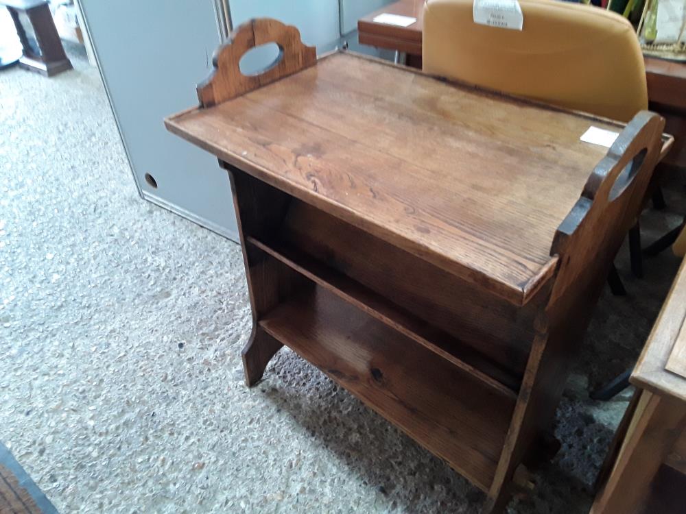 DESSERTE PORTE REVUES BOIS 61/40CM
