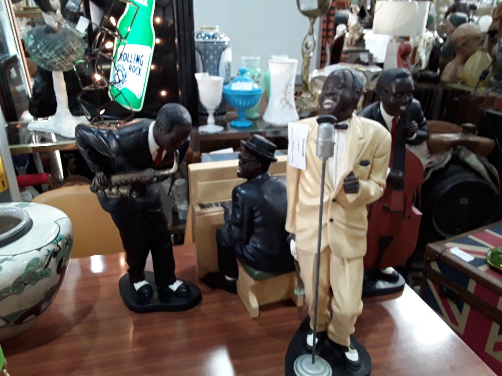 GROUPE 4 MUSCIENS NOIRS 50/60CM PLATRE 