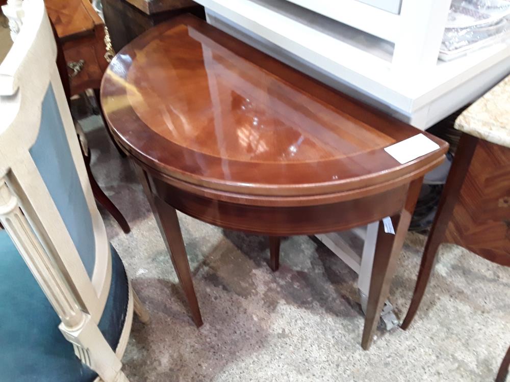 TABLE DE JEU DEMI LUNE ACAJOU  PLATEAU CUIR ROUGE