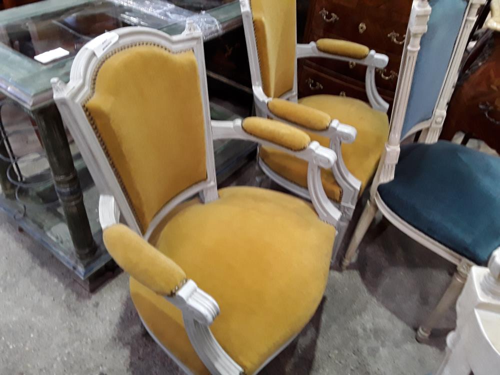 FAUTEUILS STYLE LXVI VELOURS 