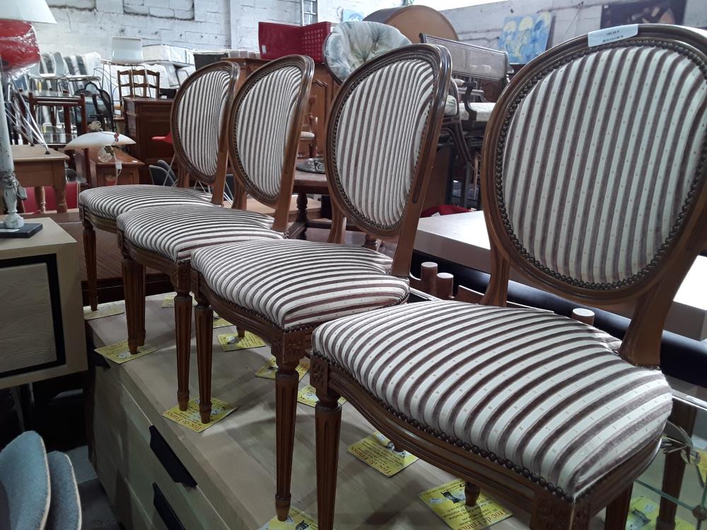 SERIE DE 6 CHAISES MEDAILLON TISSU A RAYURES MARRON