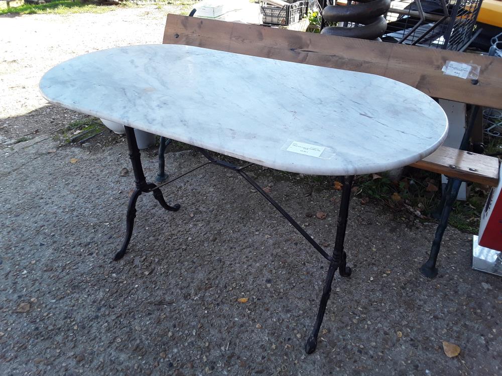 TABLE OVALE 60X120 MARBRE PIED FONTE