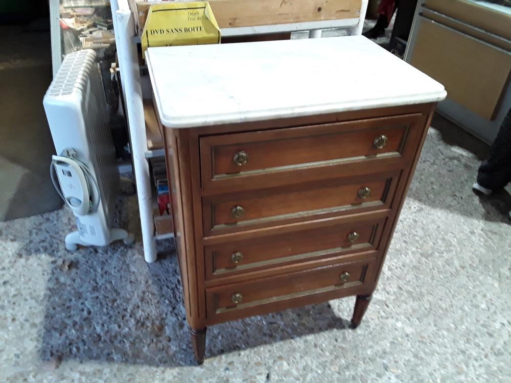 COMMODE 4 TIROIRS 1 COTE DECOLORE  INTERIEUR EQUIPE POUR MENAGERE PLATEAU MARBRE