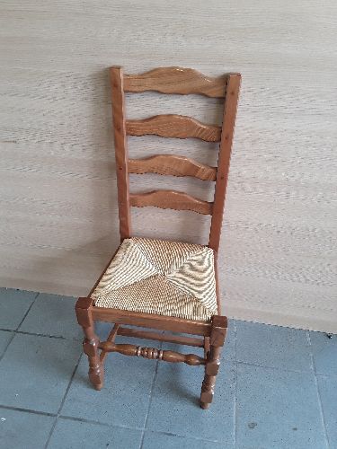 CHAISES PAILLEES