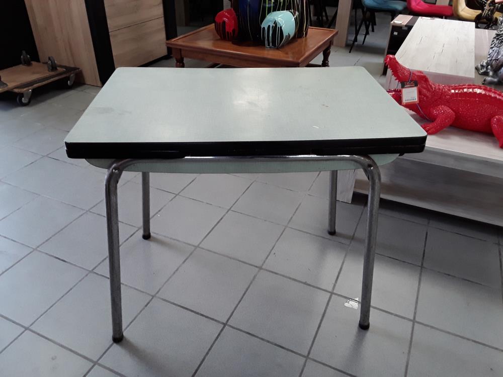 TABLE FORMICA VERT 