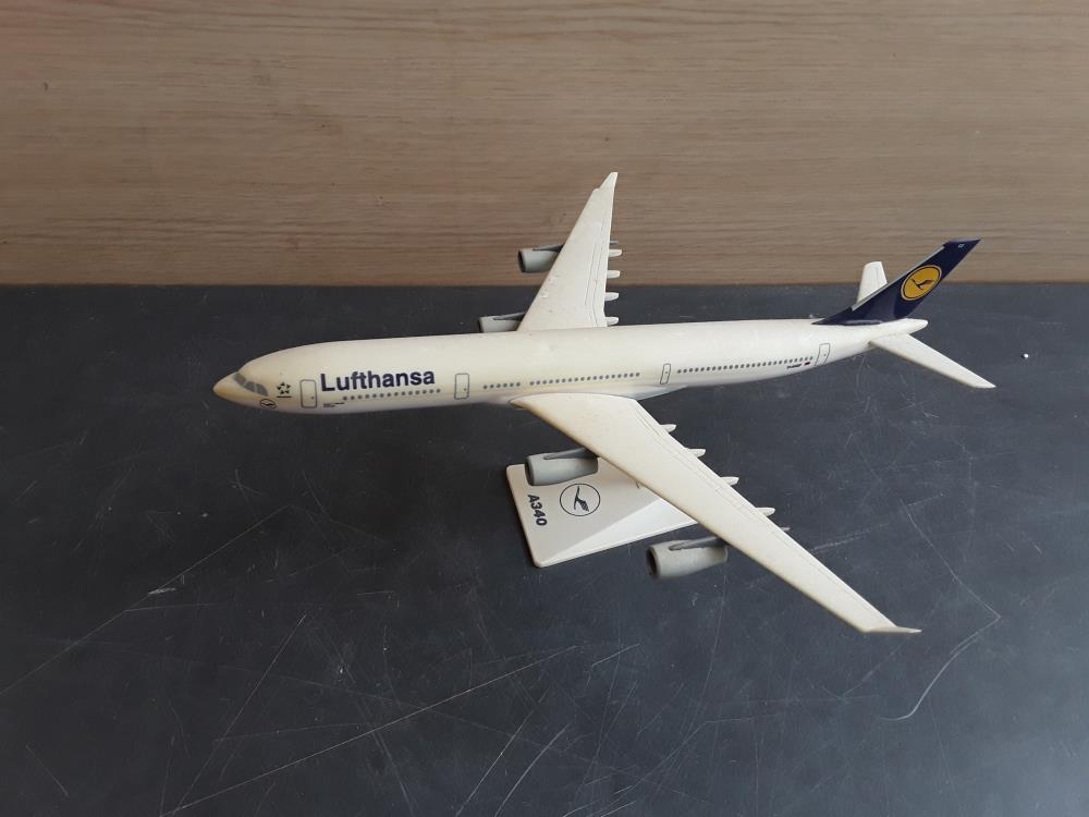 A340 MAQUETTE