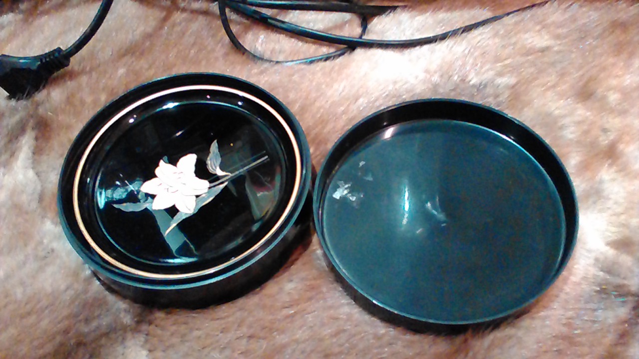 BOITE NOIR AVEC SOUS VERRE