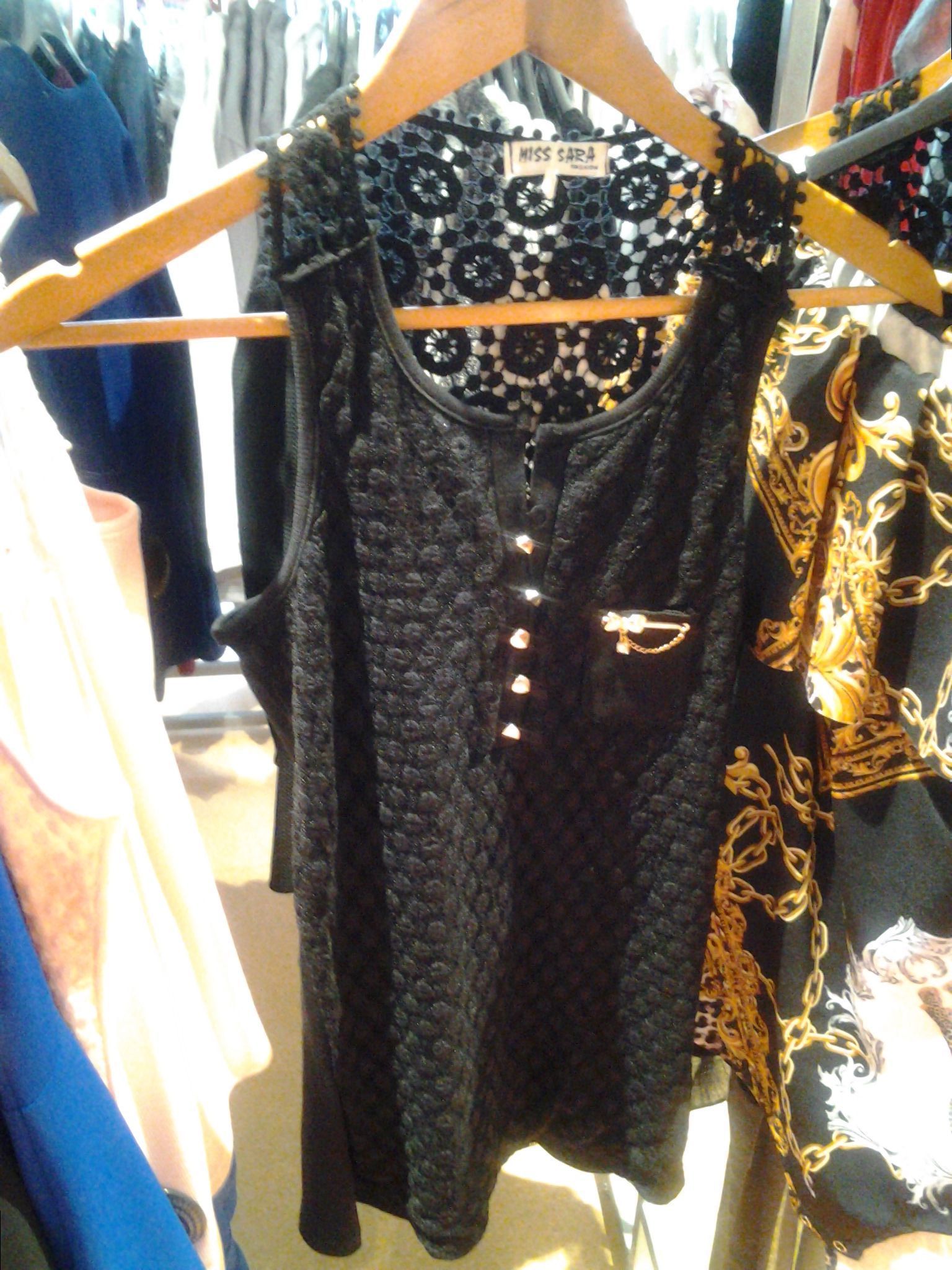 ROBE COURTE NEUF TAILLE UNIQUE MISS SARA FASHON NOIR