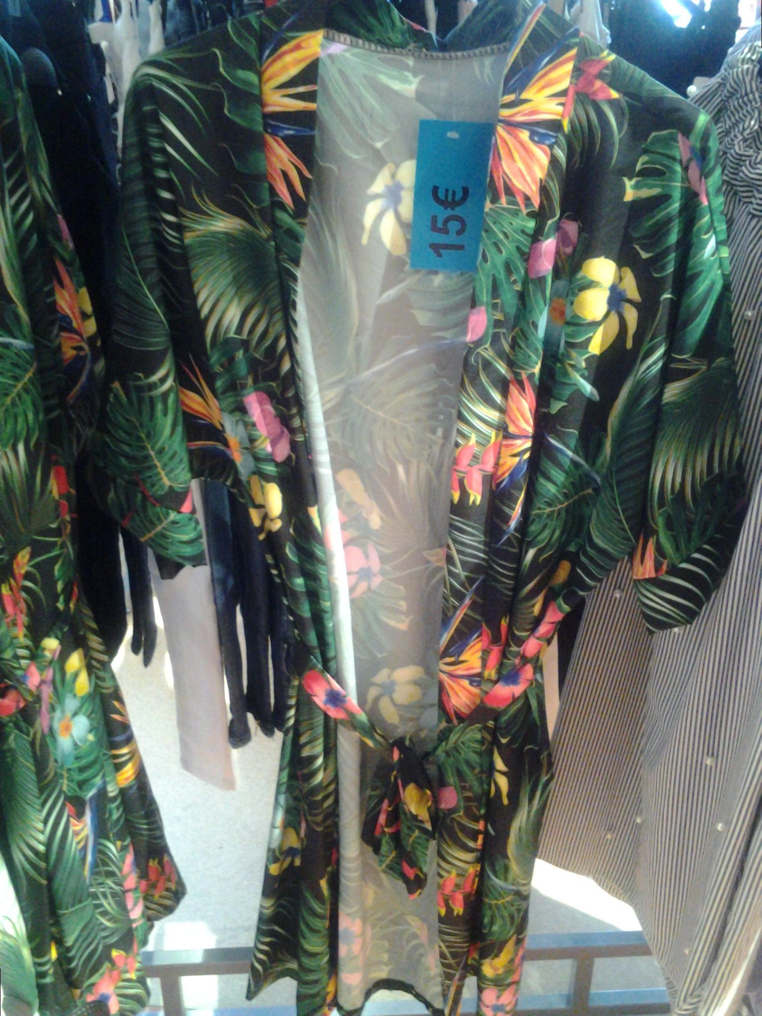 PEIGNOIR TAILLE UNIQUE  VERT FLEUR