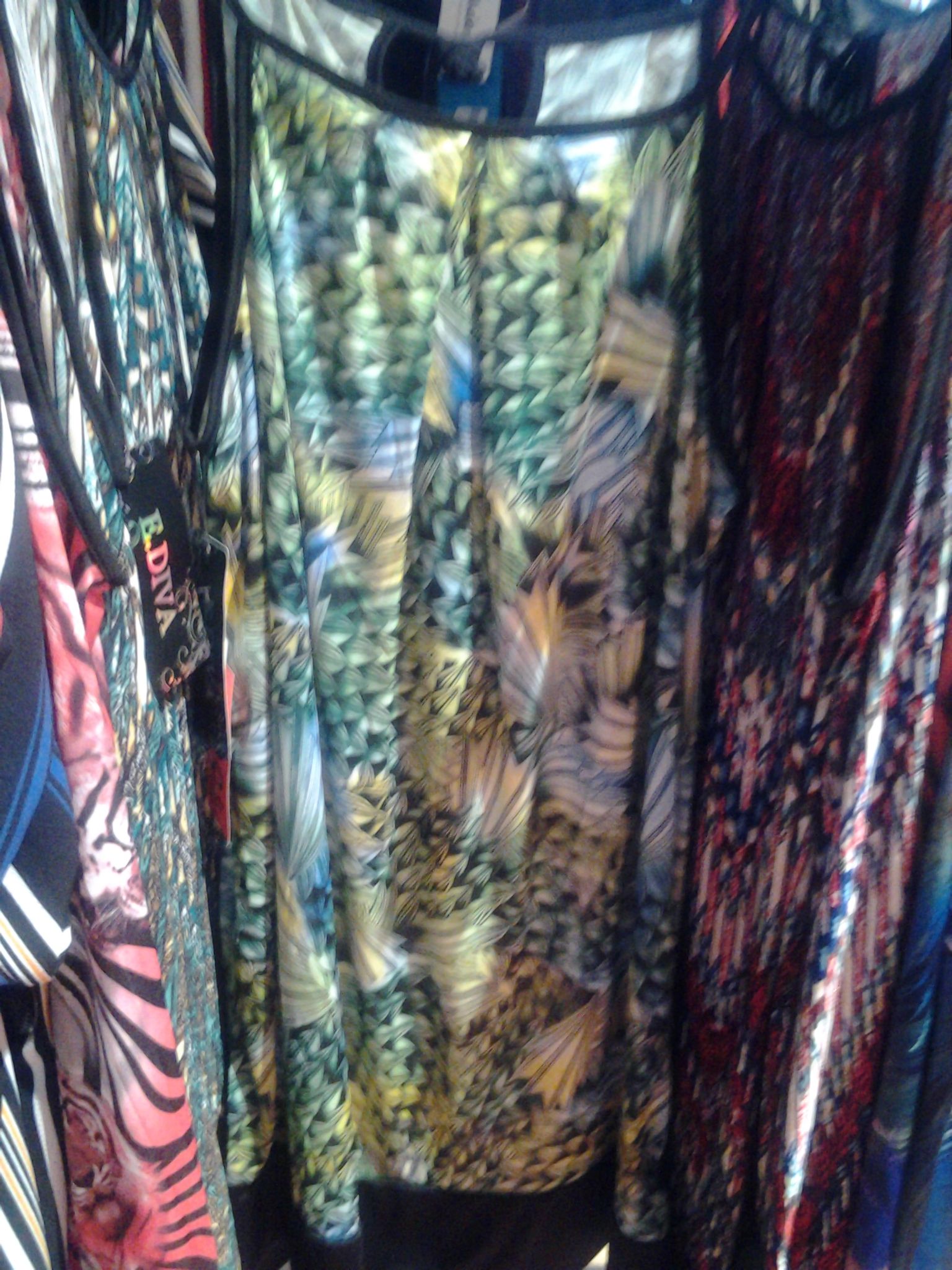 ROBE  NEUF TAILLE UNIQUE VERT