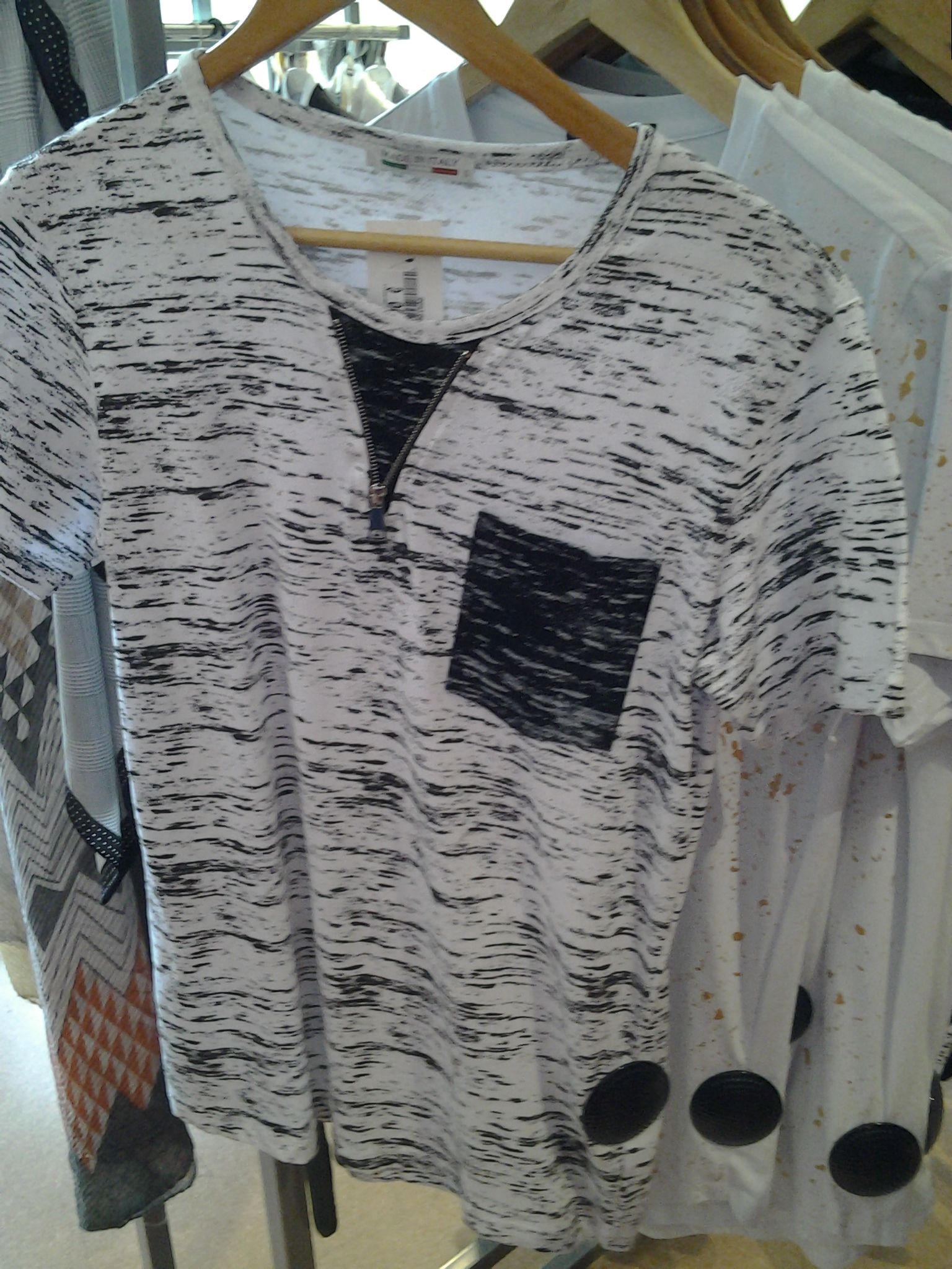 T-SHIRT NEUF BLANC NOIR S