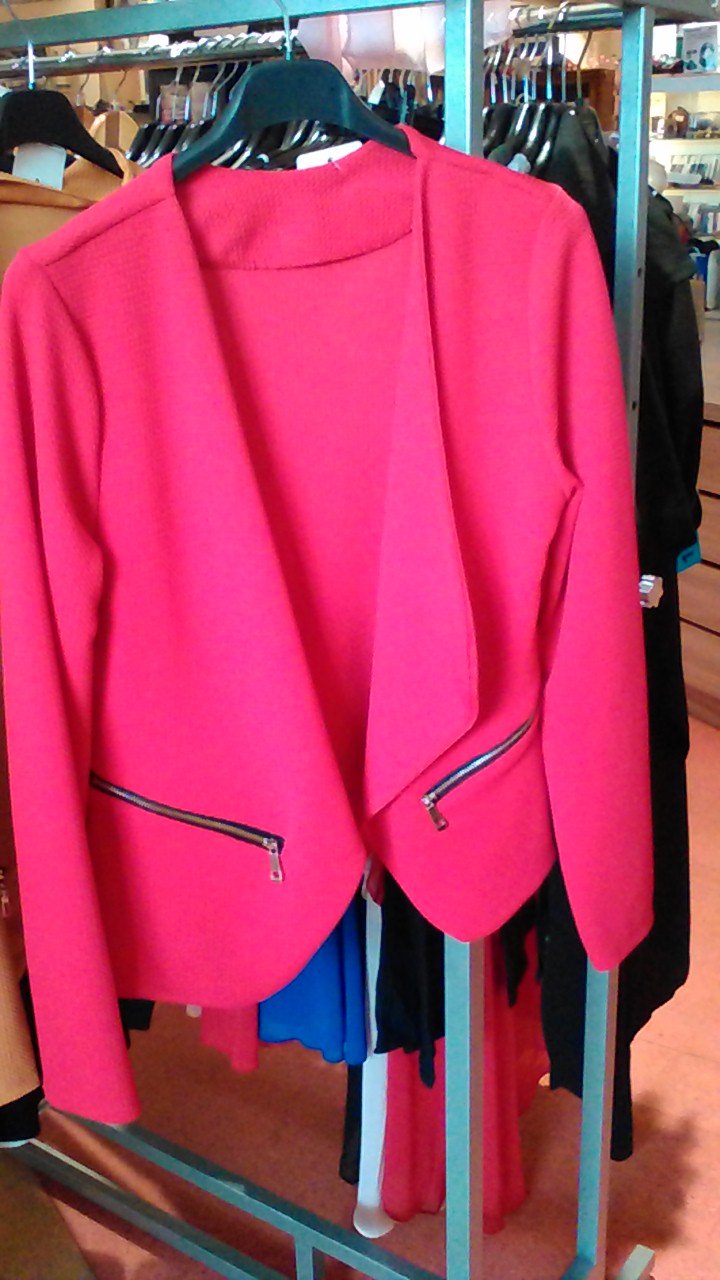 VESTE ROUGE TAILLE UNIQUE