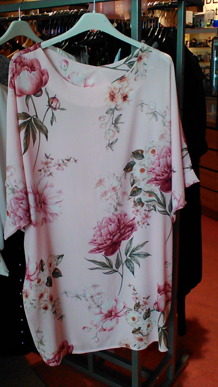 ROBE À FLEUR ROSE CLAIRE