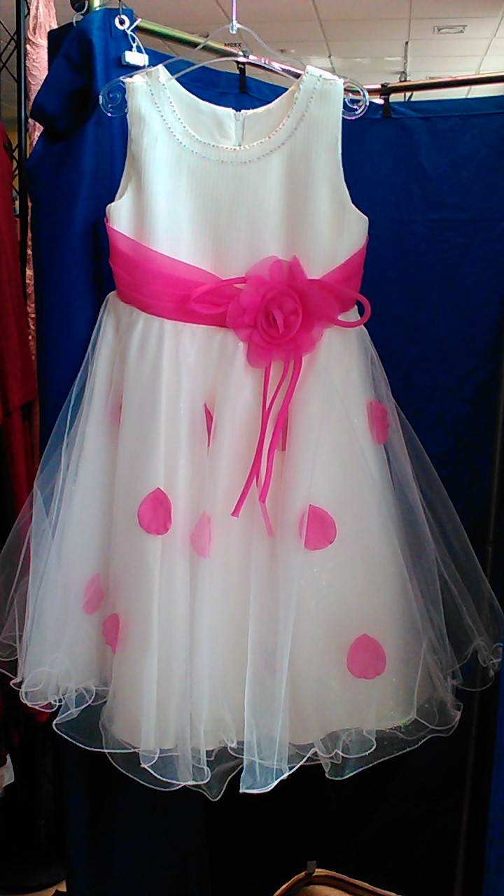 ROBE POUR MARIAGE OU COMMUNION 12 ANS 