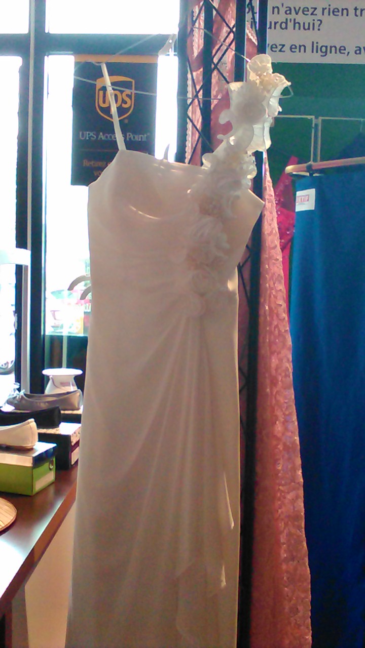 ROBE LONGUE BLANCHE POUR CÉRÉMONIE TAILLE S/M