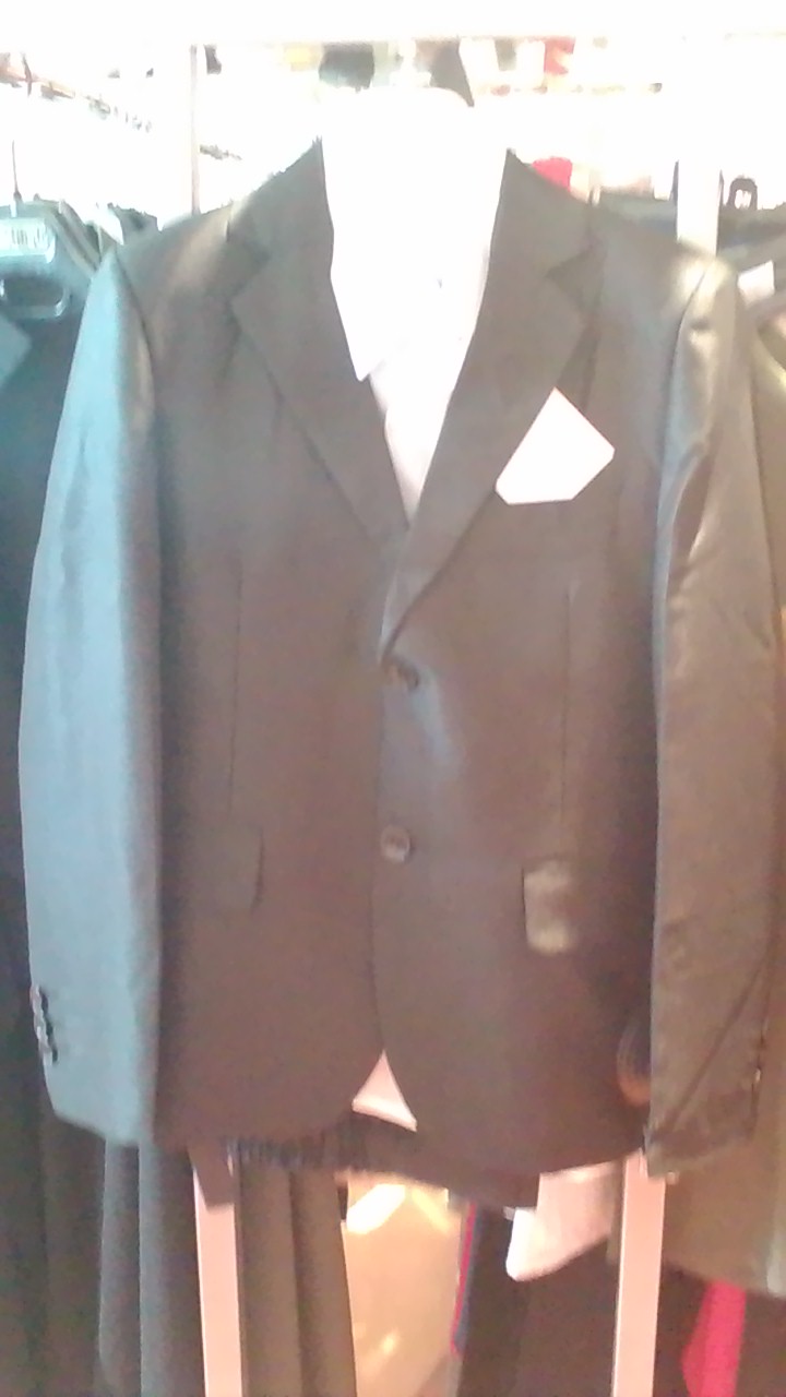 COSTUME  ENFANTS NOIR 8 ANS 