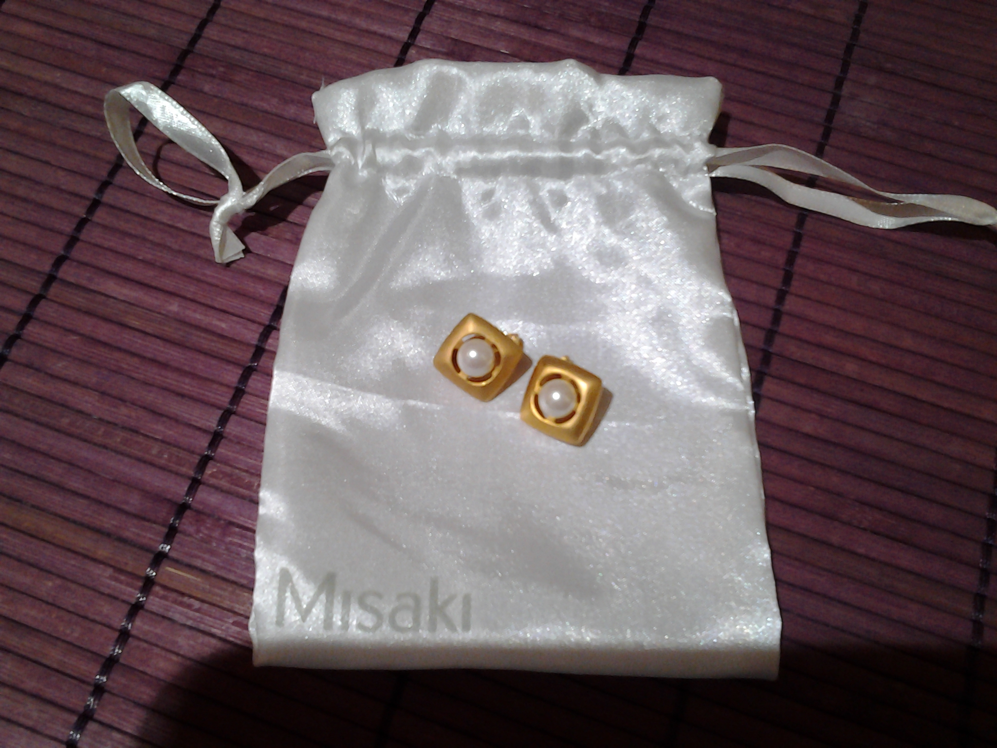 BOUCLE D'OREILLE MISAKI 