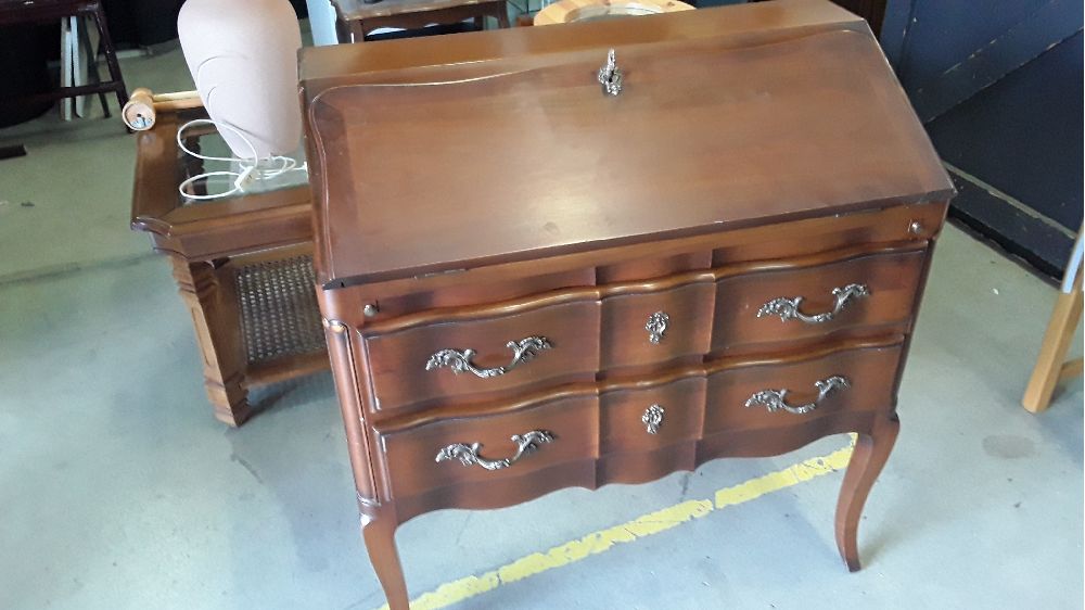 MEUBLE SECRETAIRE ( EN L'ETAT )