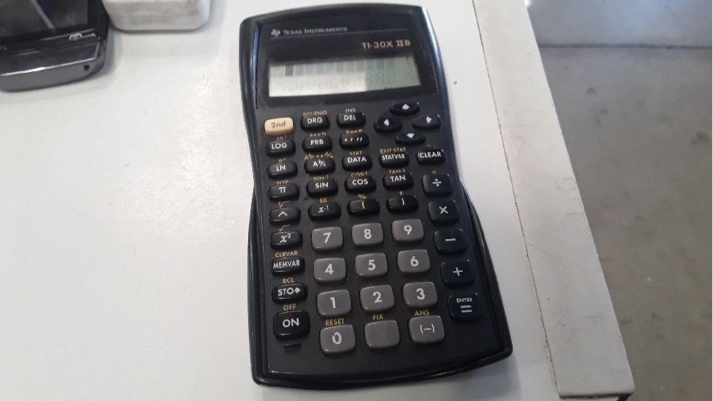 CALCULATRICE TI 30X