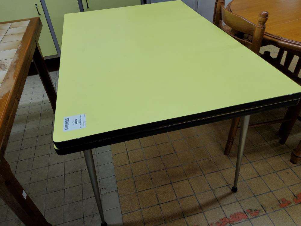 TABLE RECTANGLE FORMICA JAUNE