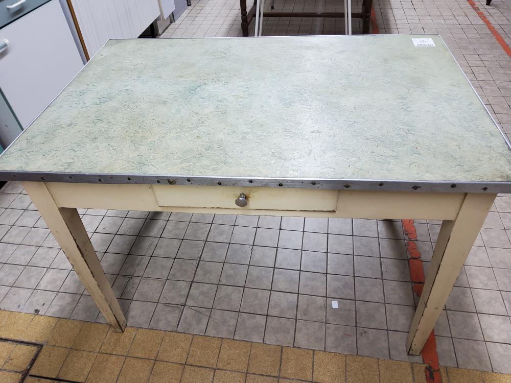 TABLE ANCIENNE 1T DESSUS VERT 