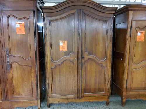 ARMOIRE 2P ANCIENNE + CLE 