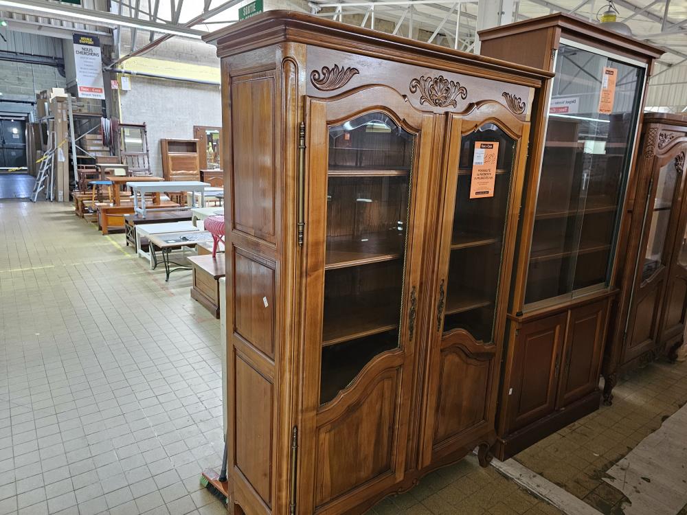 VITRINE 2P ST LXV MERISIER + CLE 