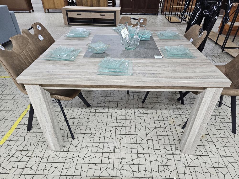 TABLE CARRÉE C CHENE GRIS 135 X 135