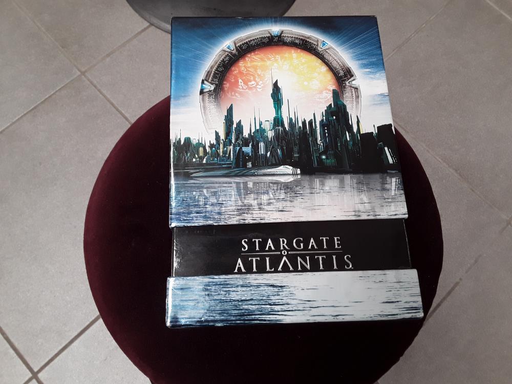 COFFRET STARGATE ATLANTIS