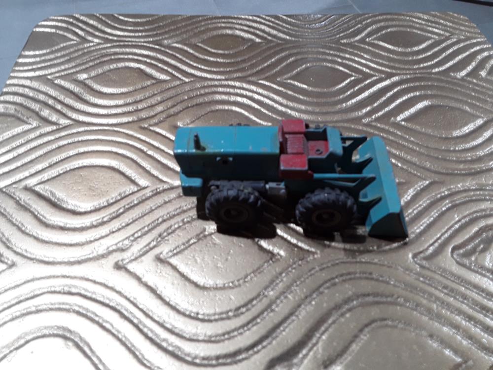 TRACTEUR MATCHBOX BY LESNEY N10