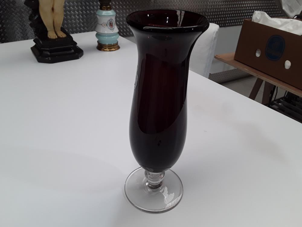 VASE EN VERRE SOUFFLÉ ANNEE 50