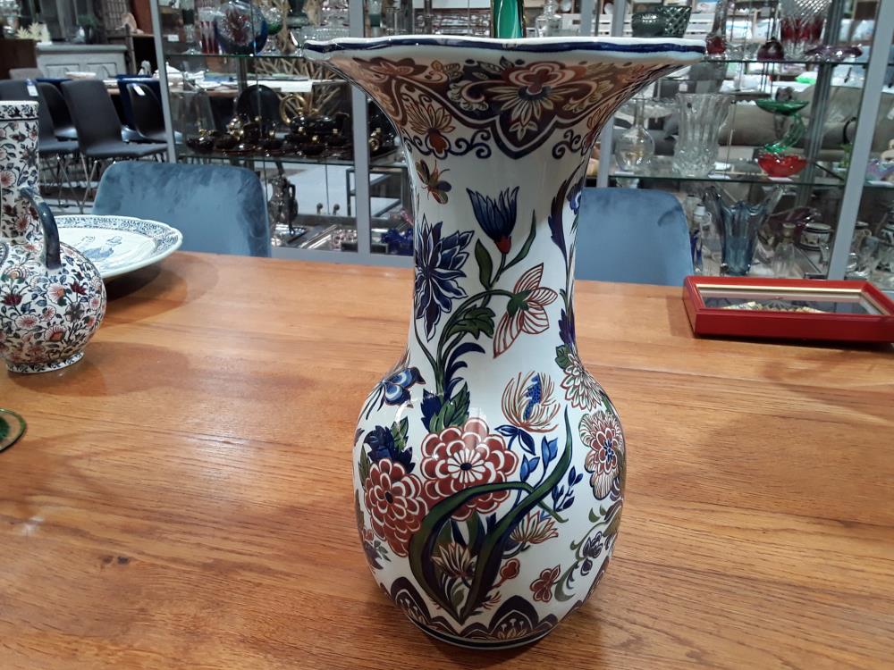 VASE BOCH LA LOUVIÈRE MOTIF VIEUX RHODES 