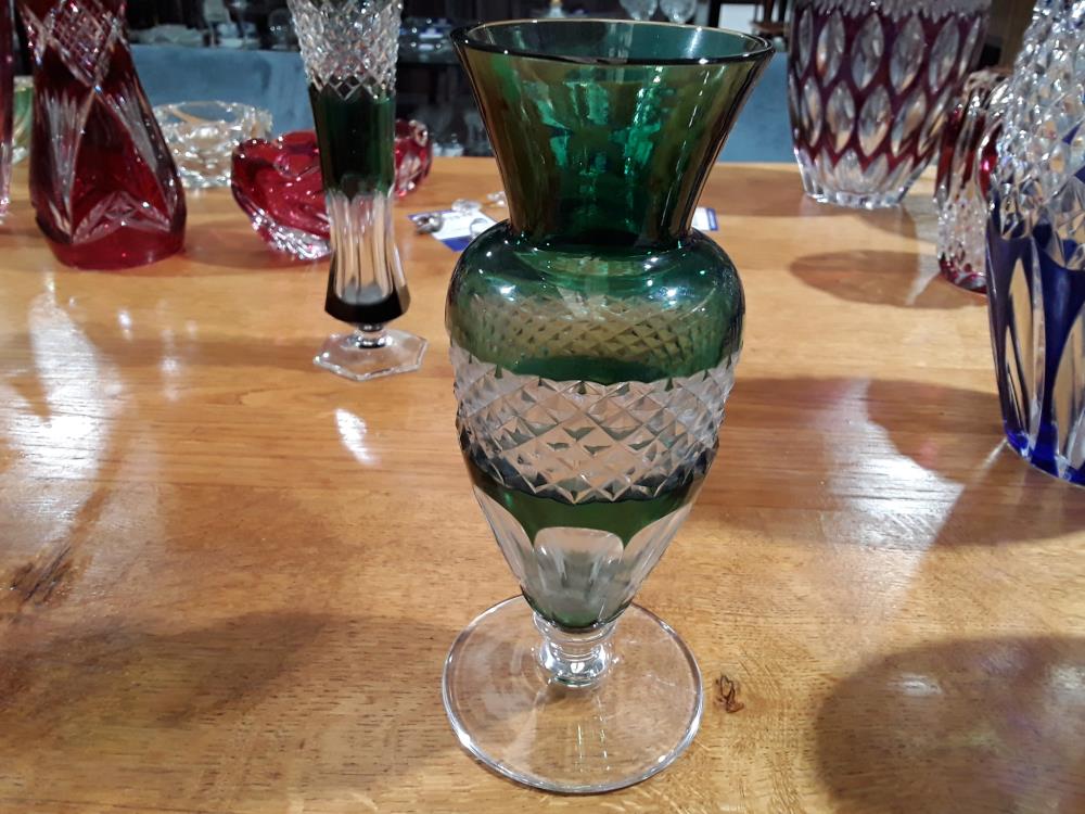 VASE EN CRISTAL VAL ST LAMBERT TAILLÉ VERT 