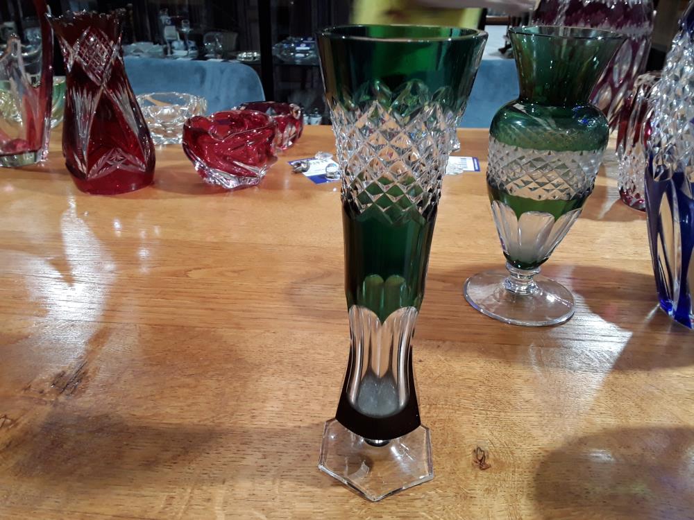 VASE EN CRISTAL VAL ST LAMBERT TAILLÉ VERT