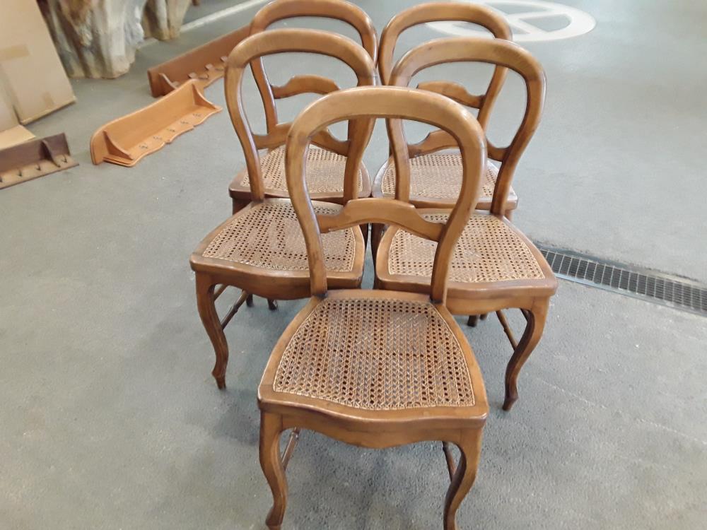 SERIE DE 5 CHAISES LOUIS PHILIPPE 