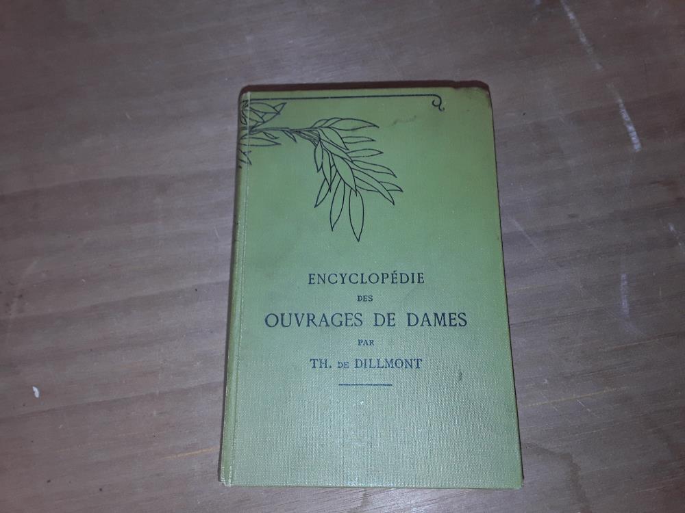 OUVRAGES DE DAMES 