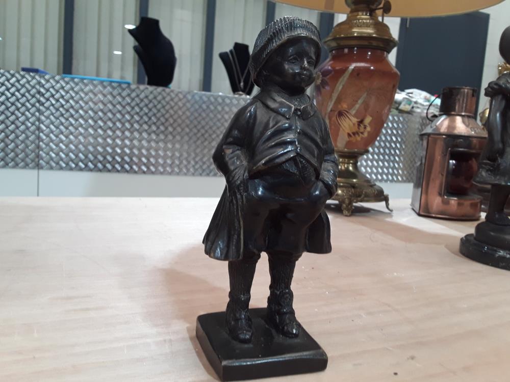 BRONZE ENFANT GAVROCHE 19EME 