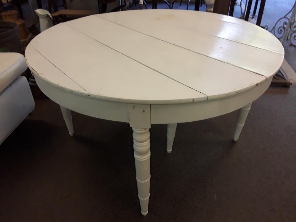 TABLE RONDE DE CUISINE OU AUTRE EN CHÊNE PATINÉ 1M25