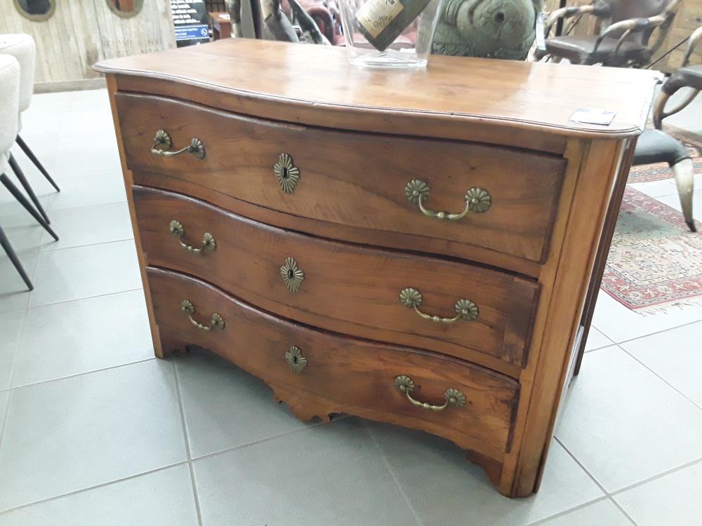 COMMODE EN NOYER 3 TIROIRS FIN 18EME BERCY PARIS ETIQUETTES 