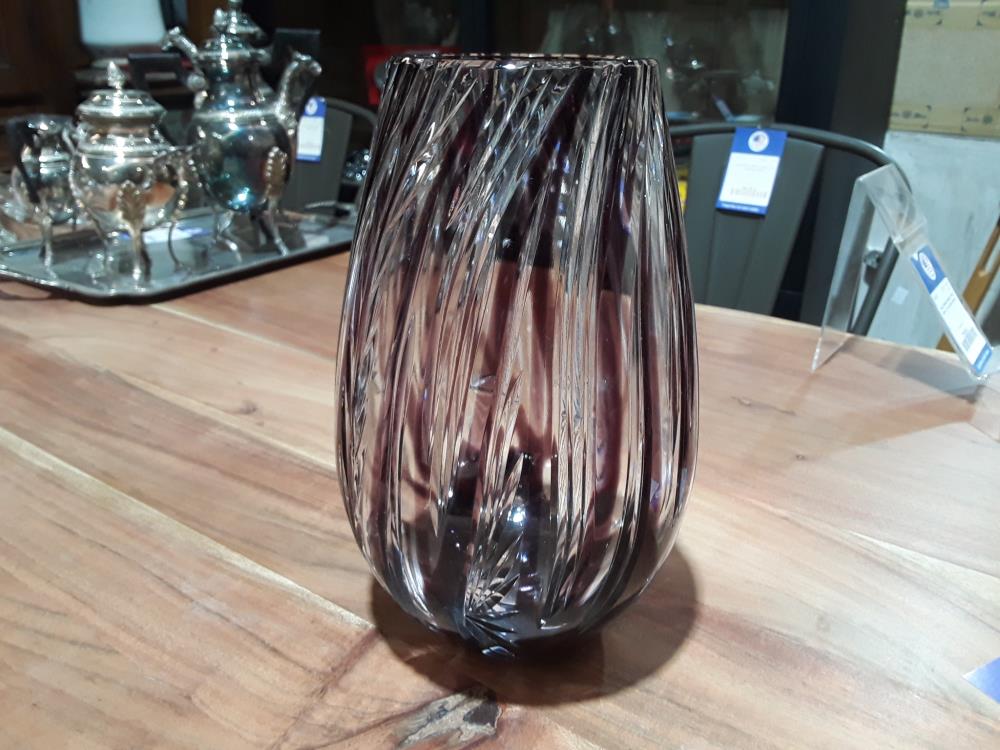 VASE VAL ST LAMBERT ANNÉE 20 TAILLÉ GOUTTE D'EAU MAUVE 
