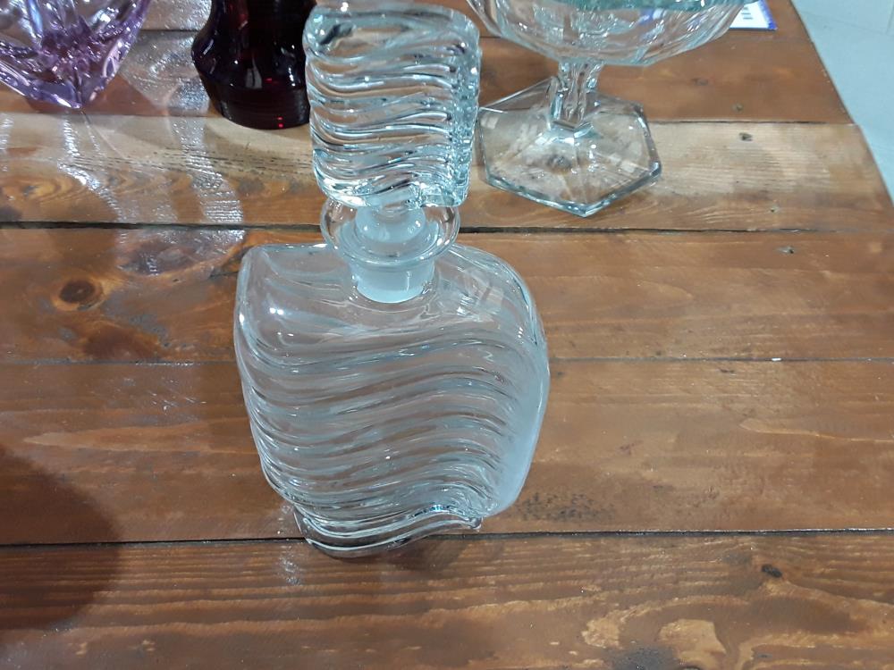 CARAFE EN CRISTAL MODERNE 